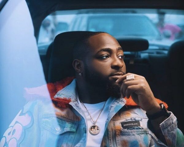 Davido responded to a fan who rode long kilometres to see him